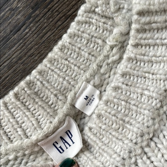 Cozy Cream Knit Sweater - Picture 2 of 5